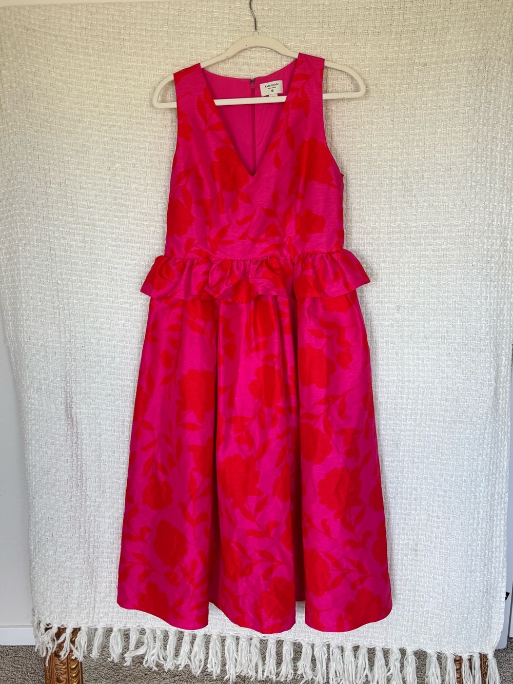 KATE SPADE DRESS✨✨ - Picture 3 of 8